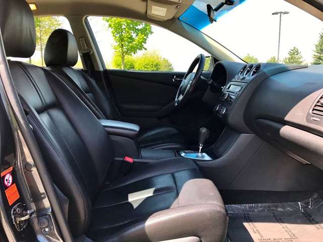 2009 Nissan Altima 2.5 SL 4dr Sedan